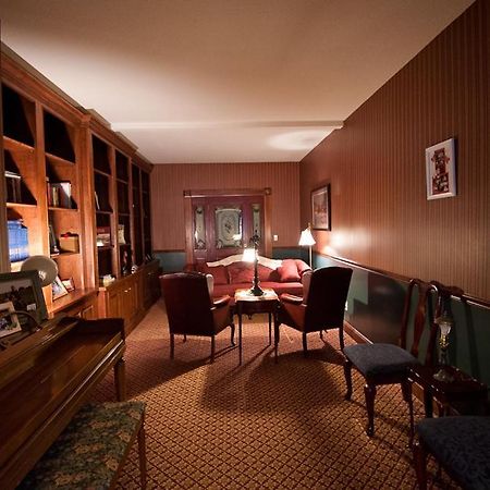 Victorian Veranda Country Inn Lawrence Dış mekan fotoğraf